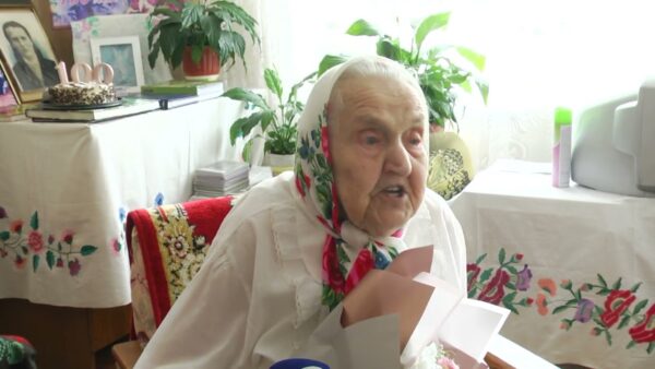 100 лет – целый век и целая жизнь. Со столетним юбилеем поздравили одну из старейших жительниц нашего города, Еву Дмитриевну Кудрявец