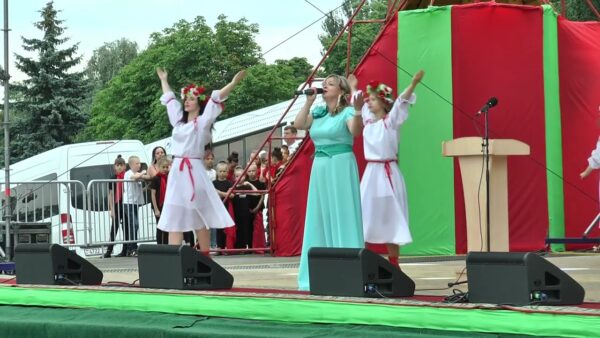 3 июля 2022 года. 12.00. Мозырь. Площадь Ленина. День Независимости