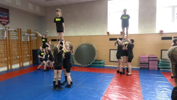 Четвертый год подряд воспитанники СТК «Старт» покоряют вершины республиканского турнира по чирлидингу «Кубок Полесья – 2023»