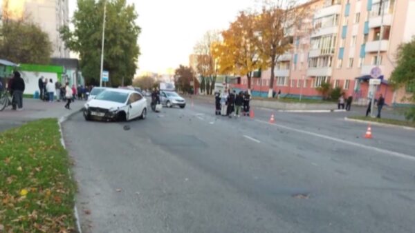ГАИ ищет свидетелей аварии с участием служебного авто