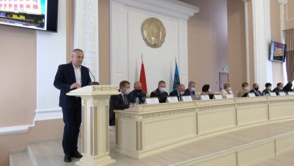 Готовности объектов ЖКХ к работе в осенне-зимний период и безопасность дорожного движения. Главные вопросы на повестке дня заседания исполкома