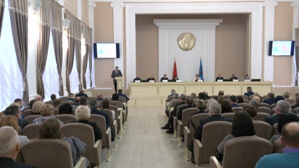 Итоги социально-экономического развития района за прошлый год и планы на ближайшие 11 месяцев обсудили на расширенном заседании Мозырского райисполкома