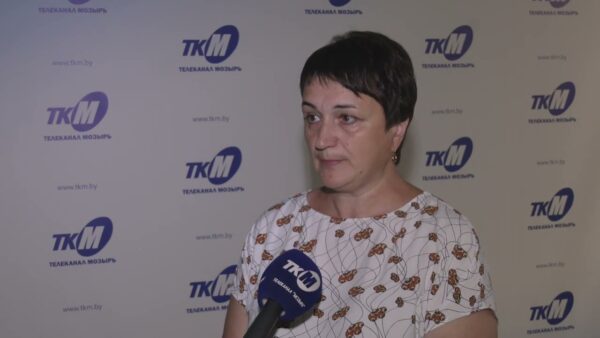 Как многодетным семьям получить материальную помощь к новому учебному году?