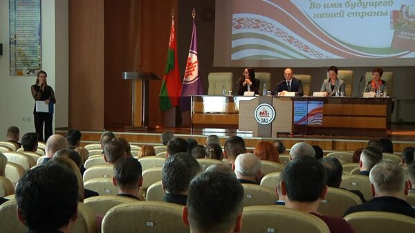 «Конституция Республики Беларусь: вчера, сегодня, завтра во имя будущего нашей страны». Диалоговая площадка на Мозырском нефтеперерабатывающем