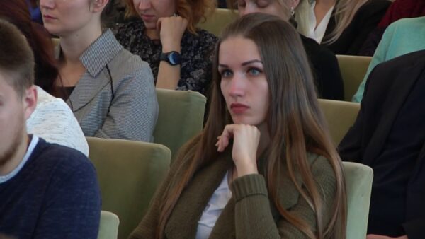 Молодые, энергичные и перспективные. Встреча с молодежью в исполкоме