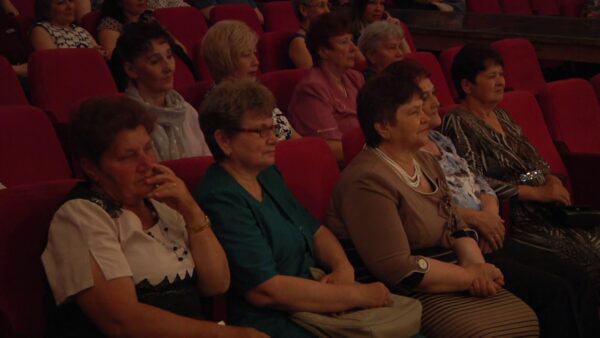 Мозырская швейная фабрика «Надэкс» отметила юбилей – 75 лет со дня основания
