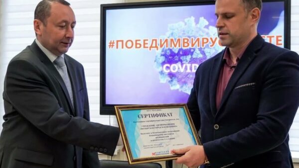 Мозырский машиностроительный завод передал два медицинских кислородных концентратора городской больнице