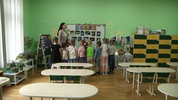 На областном этапе республиканского конкурса профессионального мастерства «Учитель года Республики Беларусь» лучшим педагогом стала Любовь Полын, воспитатель детского сада №40