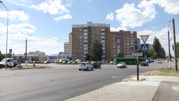 На протяжении нескольких дней на перекрестке в «Торговом центре» не работают светофоры. В чем причина?