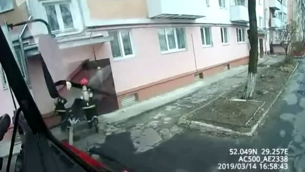 Непотушенная сигарета могла стать причиной пожара на улице Студенческой