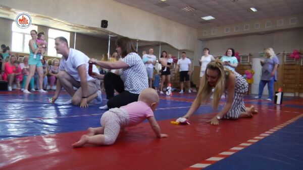 Первые шаги в большой спорт. «Забег в ползунках»