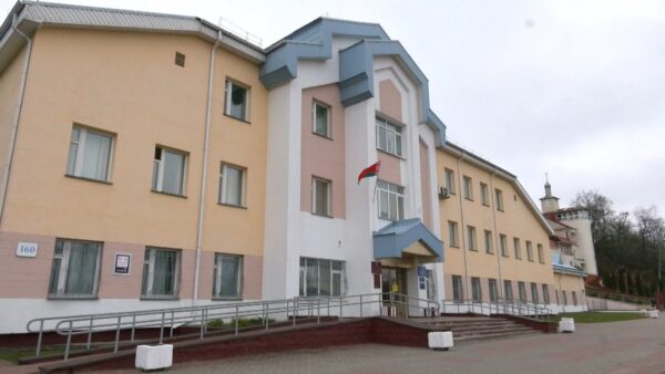 Помощь ветеранам Великой Отечественной войны и лицам, пострадавшим от ее последствий, ко Дню Победы