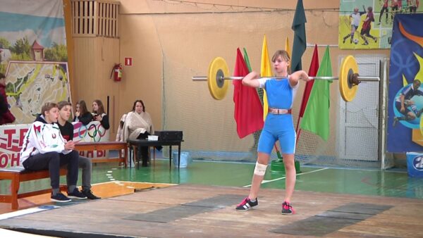 Пять медалей воспитанников Мозырского филиала ГУОР на чемпионате Беларуси по тяжёлой атлетике