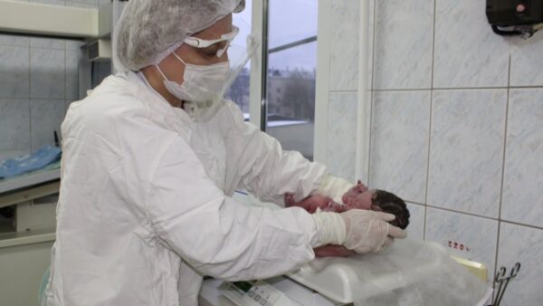 С праздником, медики! Поздравления накануне профессионального праздника в эти дни принимают представители самой гуманной профессии – работники сферы медицины