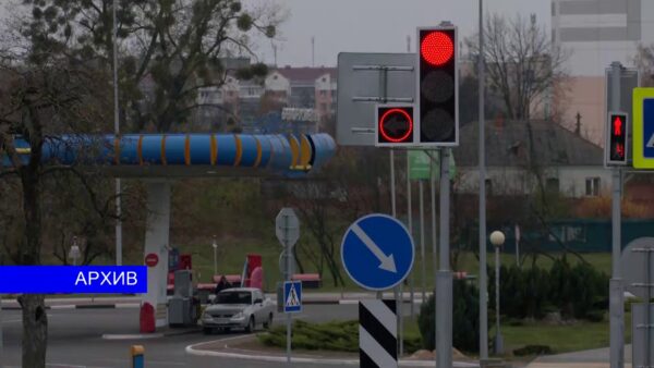 С сегодняшнего дня снова подорожало автомобильное топливо