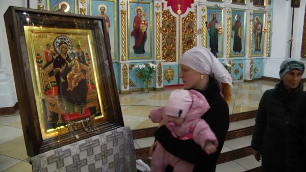 Сегодня, 4 ноября, православные верующие празднуют День Казанской иконы Божьей Матери