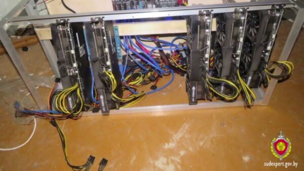 В Калинковичском районе обокрали «ферму» для майнинга криптовалюты