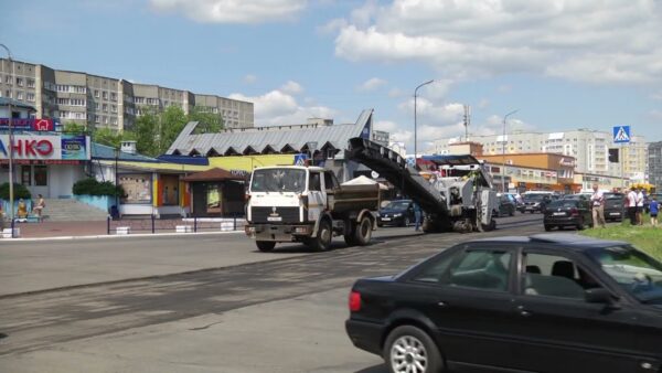 В микрорайоне «Молодежный» приступили к ремонту дороги. Автолюбителей предупреждают о возможных затруднениях при передвижении