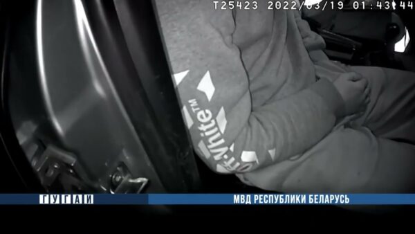 В Мозыре нетрезвый «бесправник» угнал автомобиль