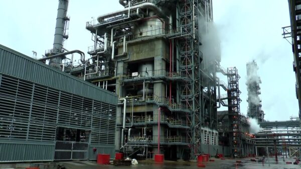 Весна – время ремонта дорожного покрытия. На Мозырском НПЗ возобновлена работа битумной установки