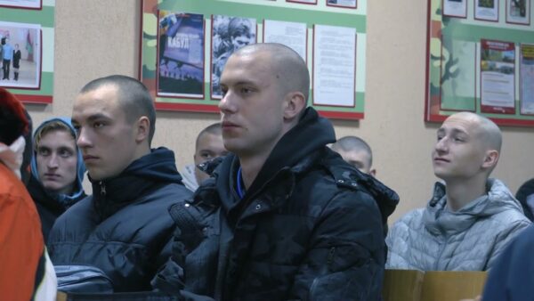 Военкомат Мозырского, Ельского и Наровлянского районов на неделе начал отправку молодого пополнения
