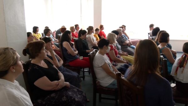 Встреча с коллективом «Надекса» депутата Палаты представителей Национального собрания Республики Беларусь Валентины Назаренко