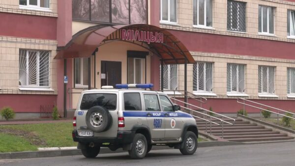 Хорошо выпил, а после хотел покурить марихуану. В отношении мозырянина возбуждено уголовное дело