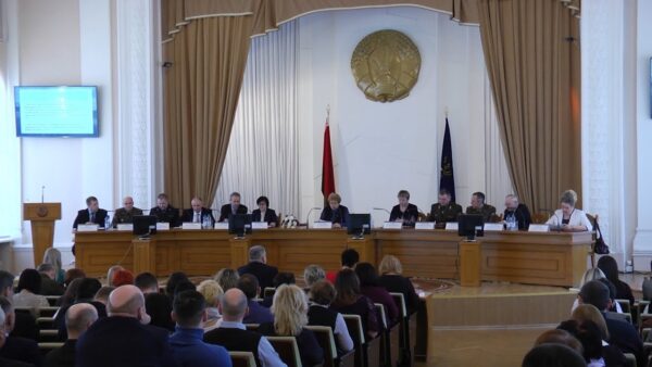 Заседание исполкома. На повестке дня вопросы предупреждения и ликвидации ЧС и обращения граждан