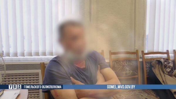 Женщина не могла дозвониться подруге и сообщила в милицию. Оказалось, ту еще осенью убили и закопали