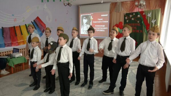 Значит, память будет жить… В детском саду № 21 прошел фестиваль патриотической военной песни