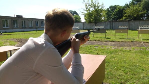 Итоги учебного школьного полевого сбора подвели на базе восьмой школы