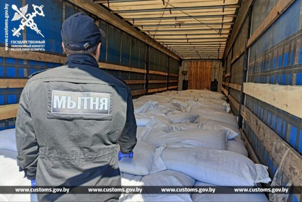 Гомельские таможенники вернули в Россию 20 тонн пшеницы