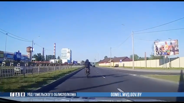 Погоня за мотоциклистом в Гомеле. Сотрудники задержали нарушителя и составили 5 административных протоколов