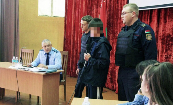 Прокурор Калинковичского района санкционировал заключение под стражу 14-летнего «курьера» особо опасного психотропного вещества