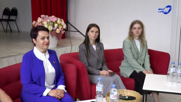 Беларусь – страна возможностей. На диалоговой площадке в Центре детского творчества обсудили молодежную политику