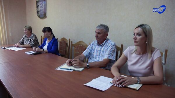 Галина Кудина, глава депутатского корпуса Мозырщины, встретилась с жителями Барбарова