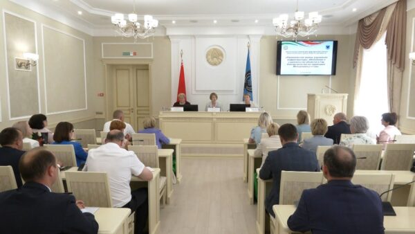 На контроле депутатов – строительство и благоустройство. Выездной областной семинар на Мозырщине