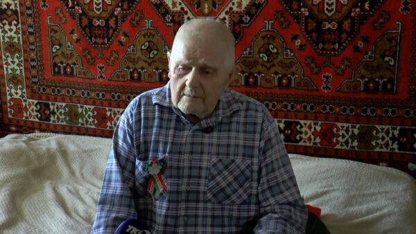 Наша национальная традиция: в канун Дня Независимости благодарить тех, кто приближал Великую Победу