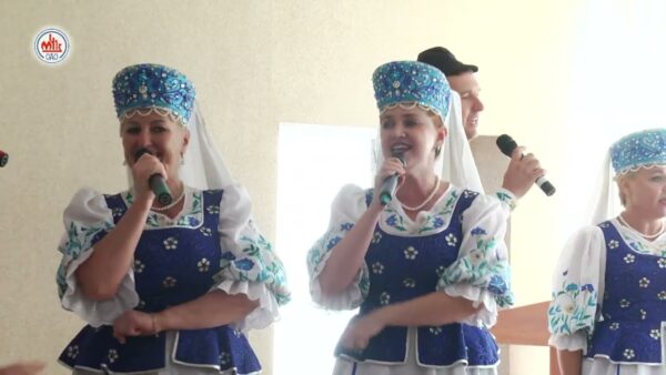 На пенсию – с почестями! «Выпускников» поблагодарило за труд руководство НПЗ