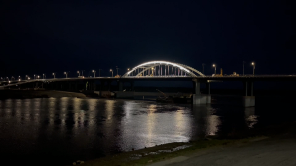 На мозырском мосту протестировали освещение