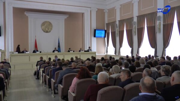 Подготовку к предстоящему осенне-зимнему сезону обсудили на заседании исполкома