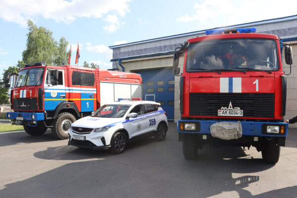 Мозырским водителям напомнили о важности пропуска спецтранспорта
