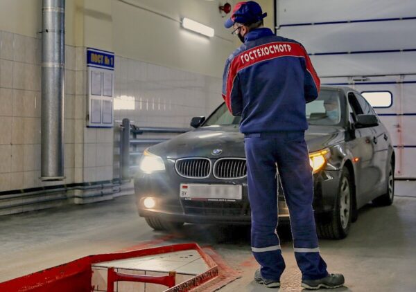 Автолюбителям на заметку: в Беларуси автовладельцы смогут пройти техосмотр ночью