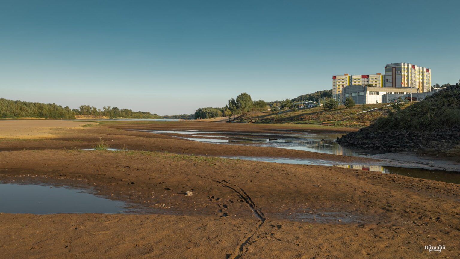 В Мозыре уровень воды в Припяти продолжает падать