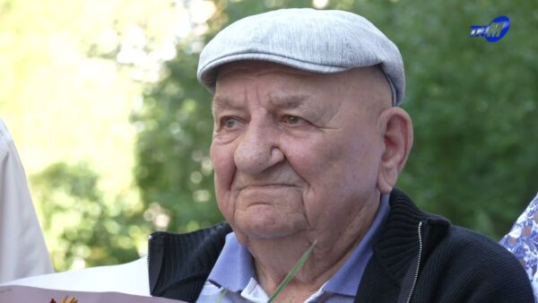 90 лет отметил Николай Тирикович Гаврильцев. Поздравить юбиляра пришли многочисленные гости