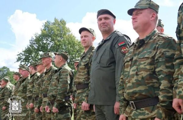 Военнообязанные изучают современные основы военной подготовки