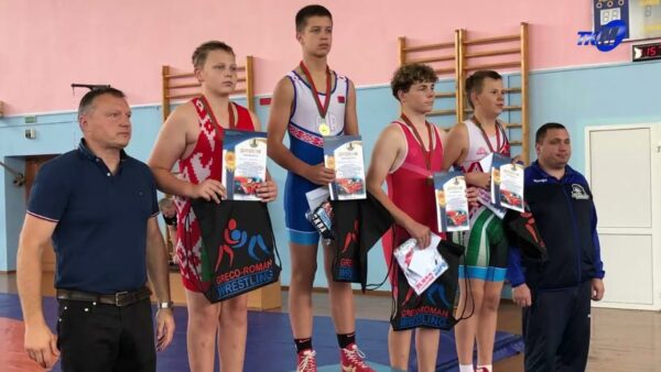 Борцы СДЮШОР «Жемчужина Полесья» на турнире памяти М. Н. Доленко