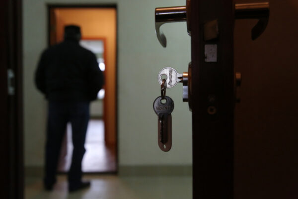 В Госкомимуществе рассказали мозырянам, как защититься от мошенничества при сделках с недвижимостью