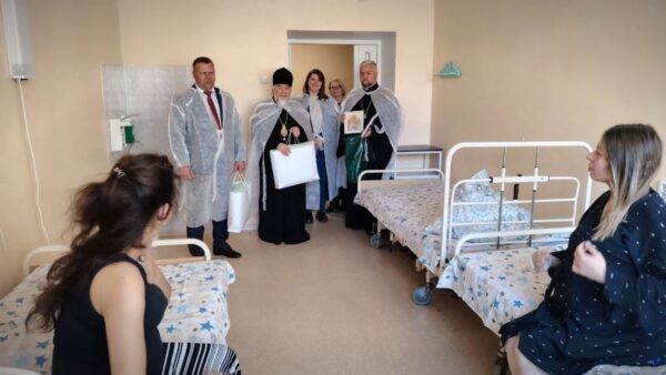 Пусть Бог оберегает, государство защищает! Приходите в роддом за своим сладким малышом!